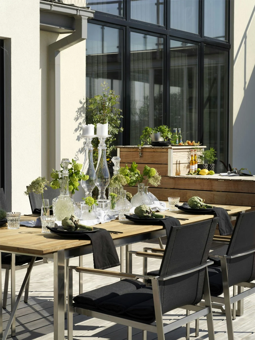 Brafab Gotland Stackable Chair, Stainless/Black 5 Brafab Gotland Stackable Chair, Stainless/Black - Image 5