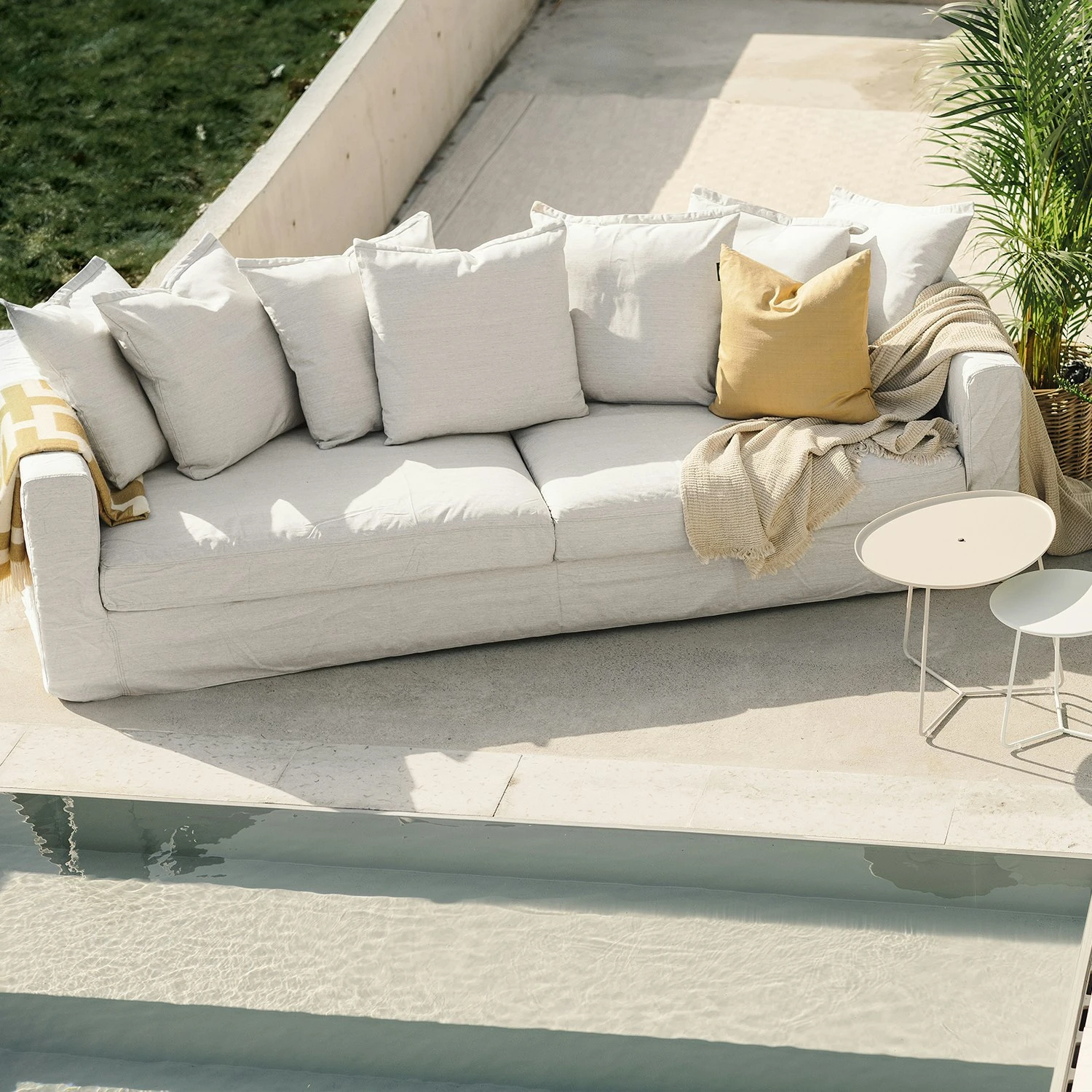 Le Grand Air 3-Seater Sofa Outdoor Sunbrella, Silver Grey 3 Le Grand Air 3-Seater Sofa Outdoor Sunbrella, Silver Grey - Image 3