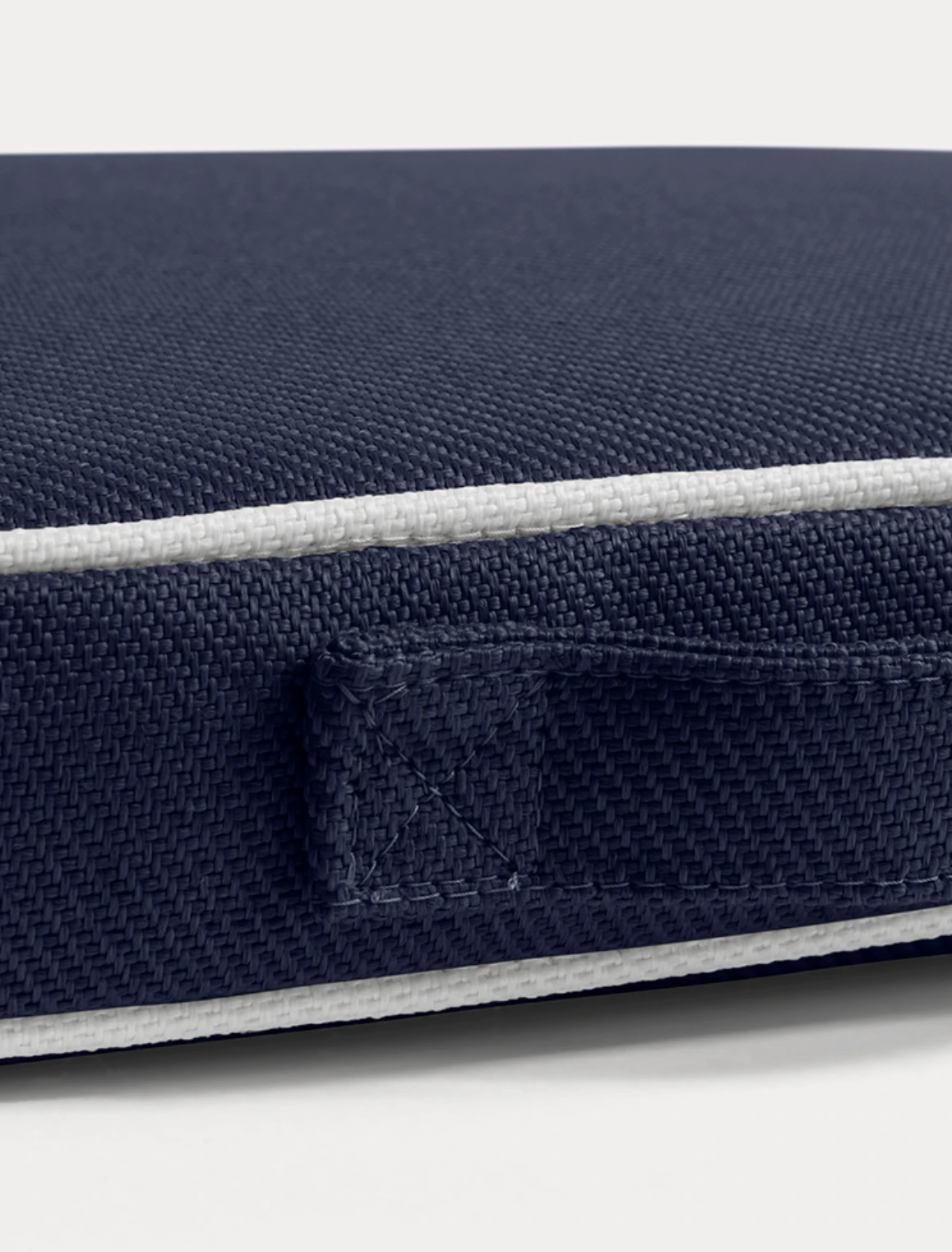 Plain Boat Cushion 40x45 Cm, Navy 2 Plain Boat Cushion 40x45 Cm, Navy - Image 2