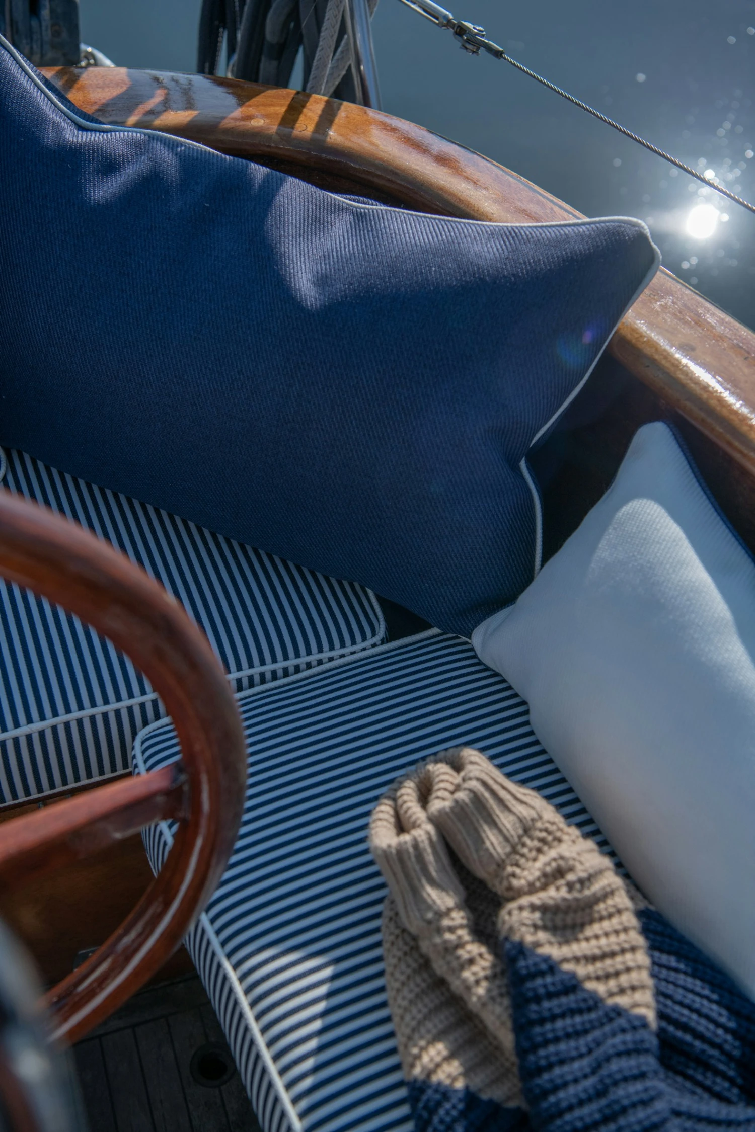 Plain Cushion 25x45 Cm, Navy 2 Plain Cushion 25x45 Cm, Navy - Image 2