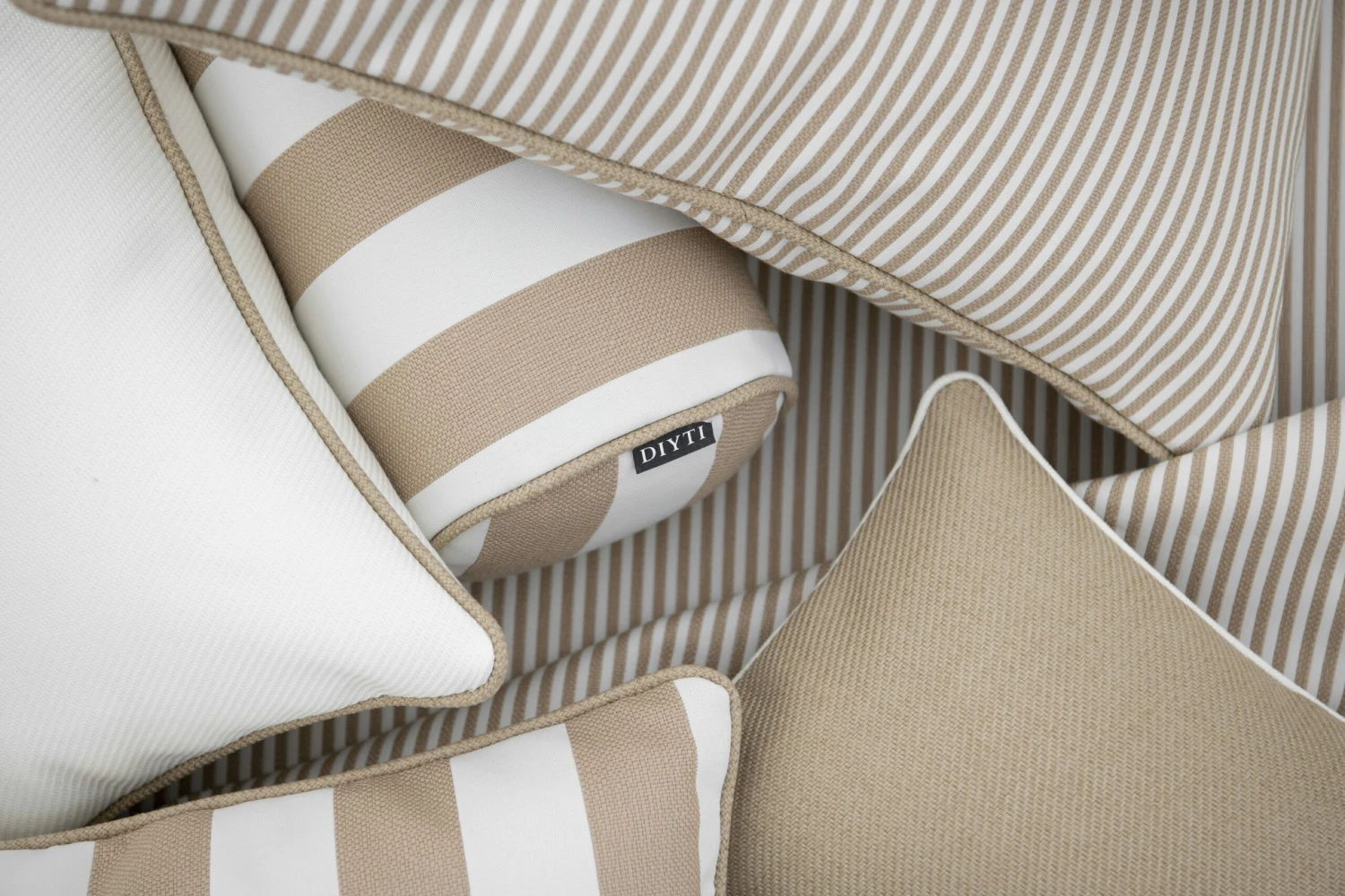 Plain Cushion 45x45 Cm, Beige 2 Plain Cushion 45x45 Cm, Beige - Image 2