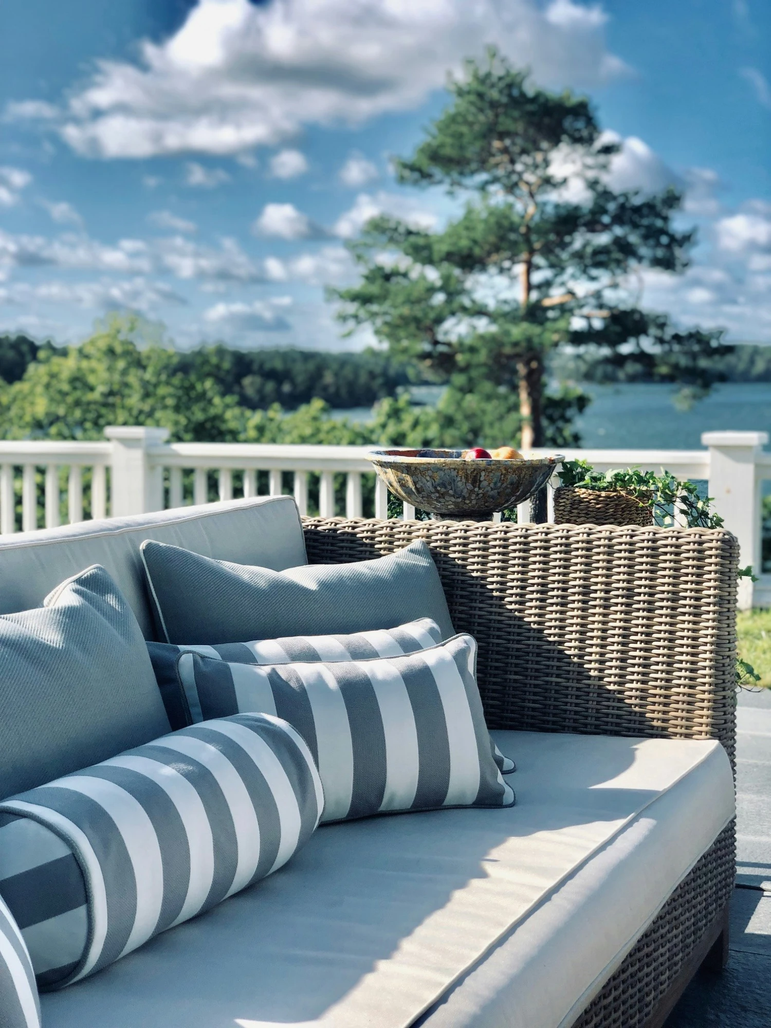 Wide Stripe Cushion 17x45 Cm, Grey 2 Wide Stripe Cushion 17x45 Cm, Grey - Image 2