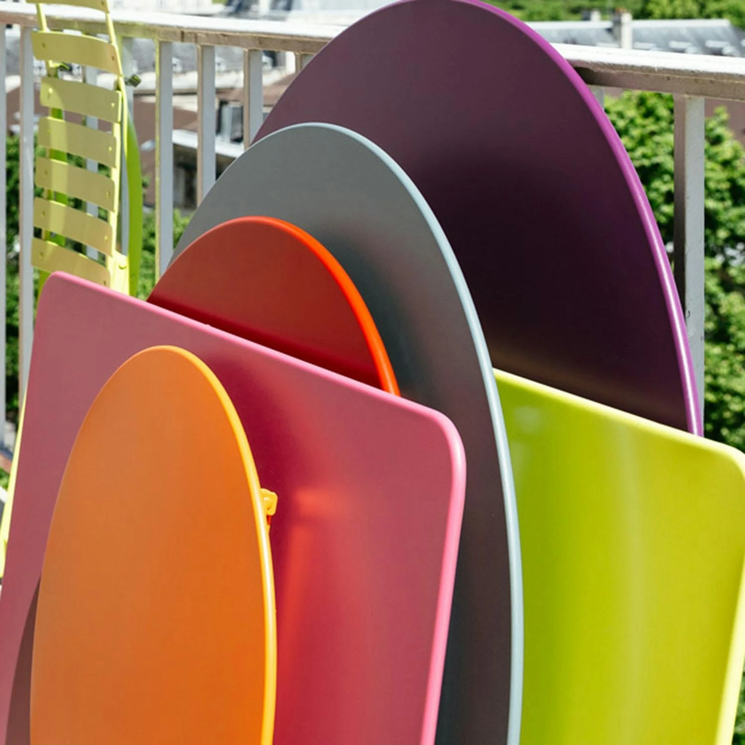 Bistro Table Ø117, Cedar Green 2 Bistro Table Ø117, Cedar Green - Image 2