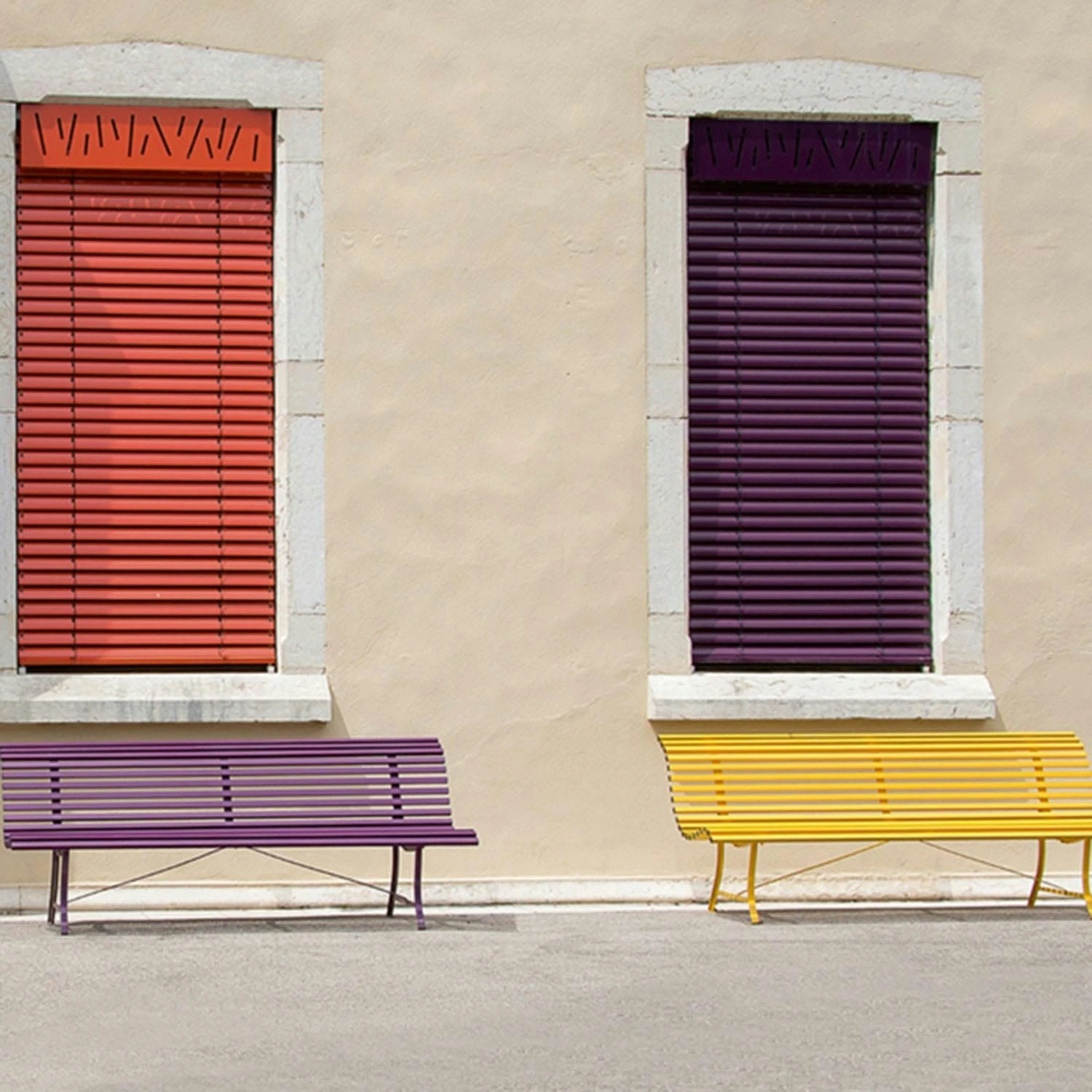 Louisiane Bench 200, Liquorice 2 Louisiane Bench 200, Liquorice - Image 2