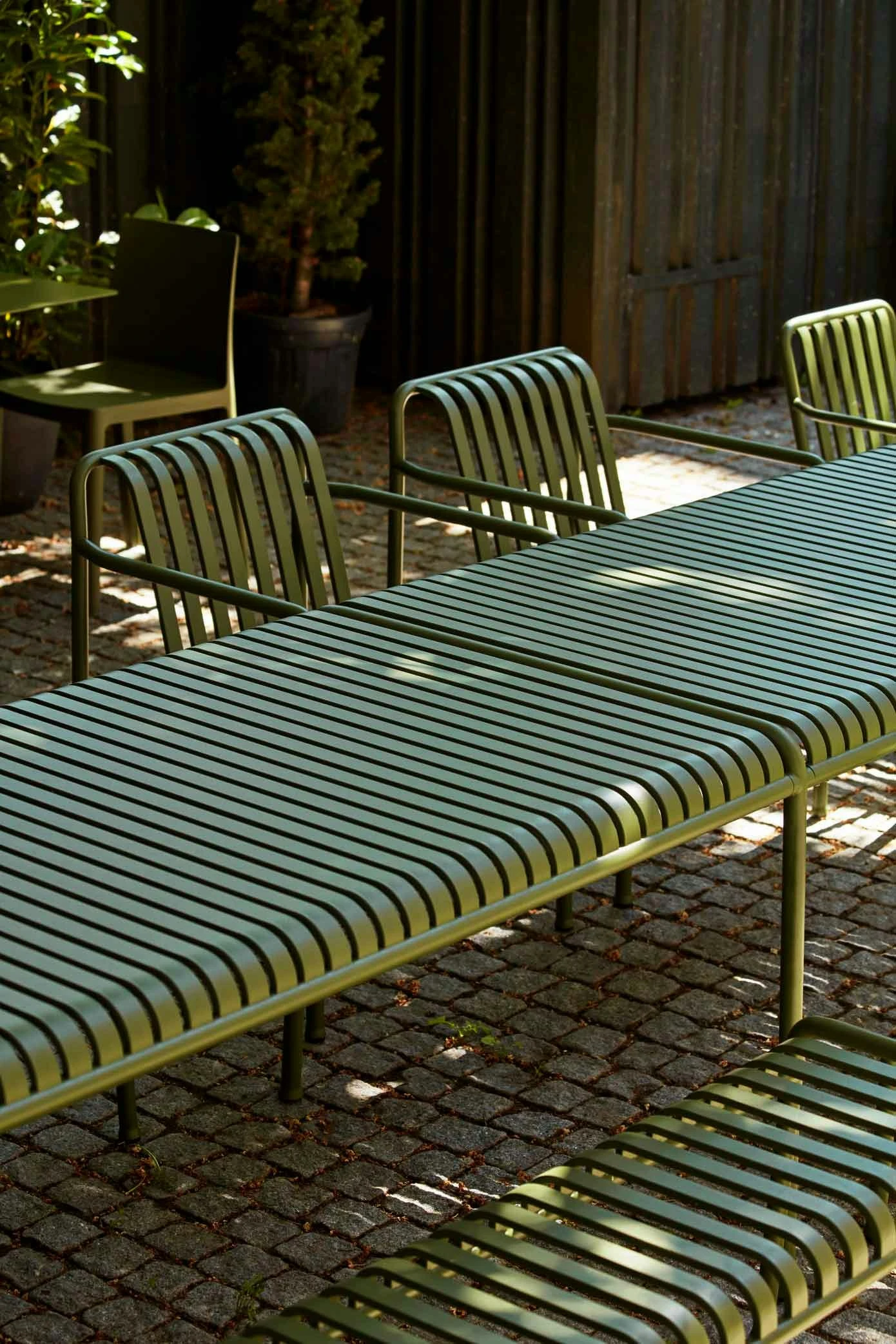 Hay Palissade Table 170x90 Cm, Olive 2 Hay Palissade Table 170x90 Cm, Olive - Image 2