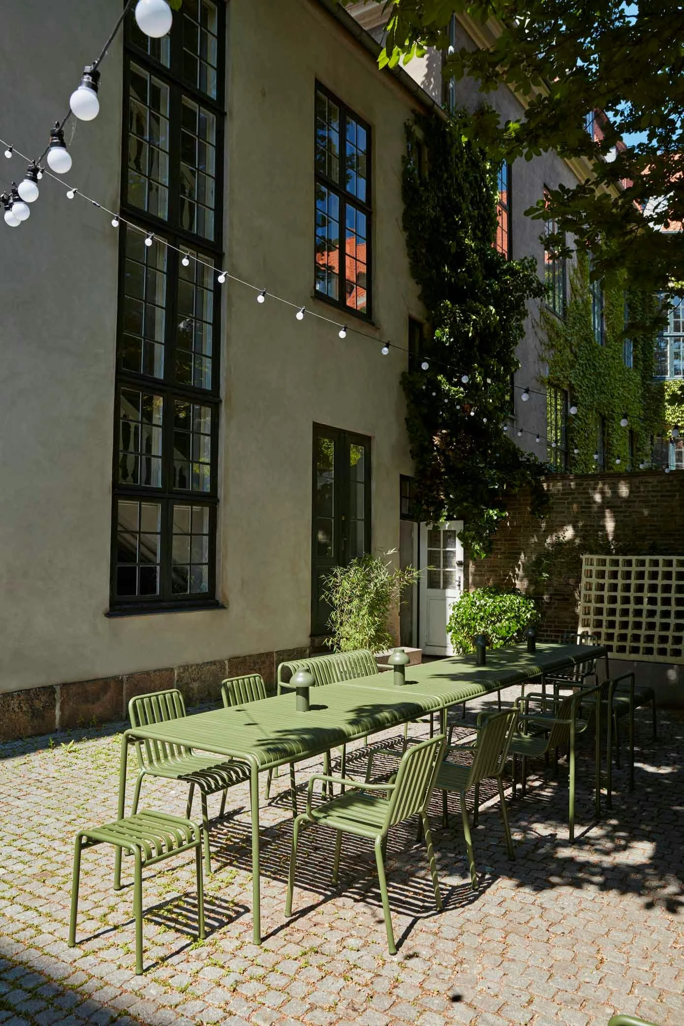 Hay Palissade Table 170x90 Cm, Olive 4 Hay Palissade Table 170x90 Cm, Olive - Image 4