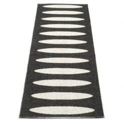 Ella Rug 70x300 Cm, Black/Vanilla