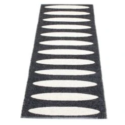 Ella Rug 70x450 Cm, Black/Vanilla