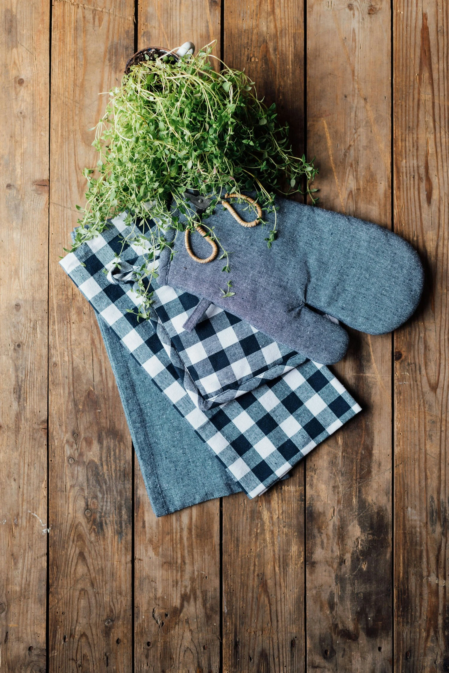 Sture Barbecue Set, Marine / White 2 Sture Barbecue Set, Marine / White - Image 2